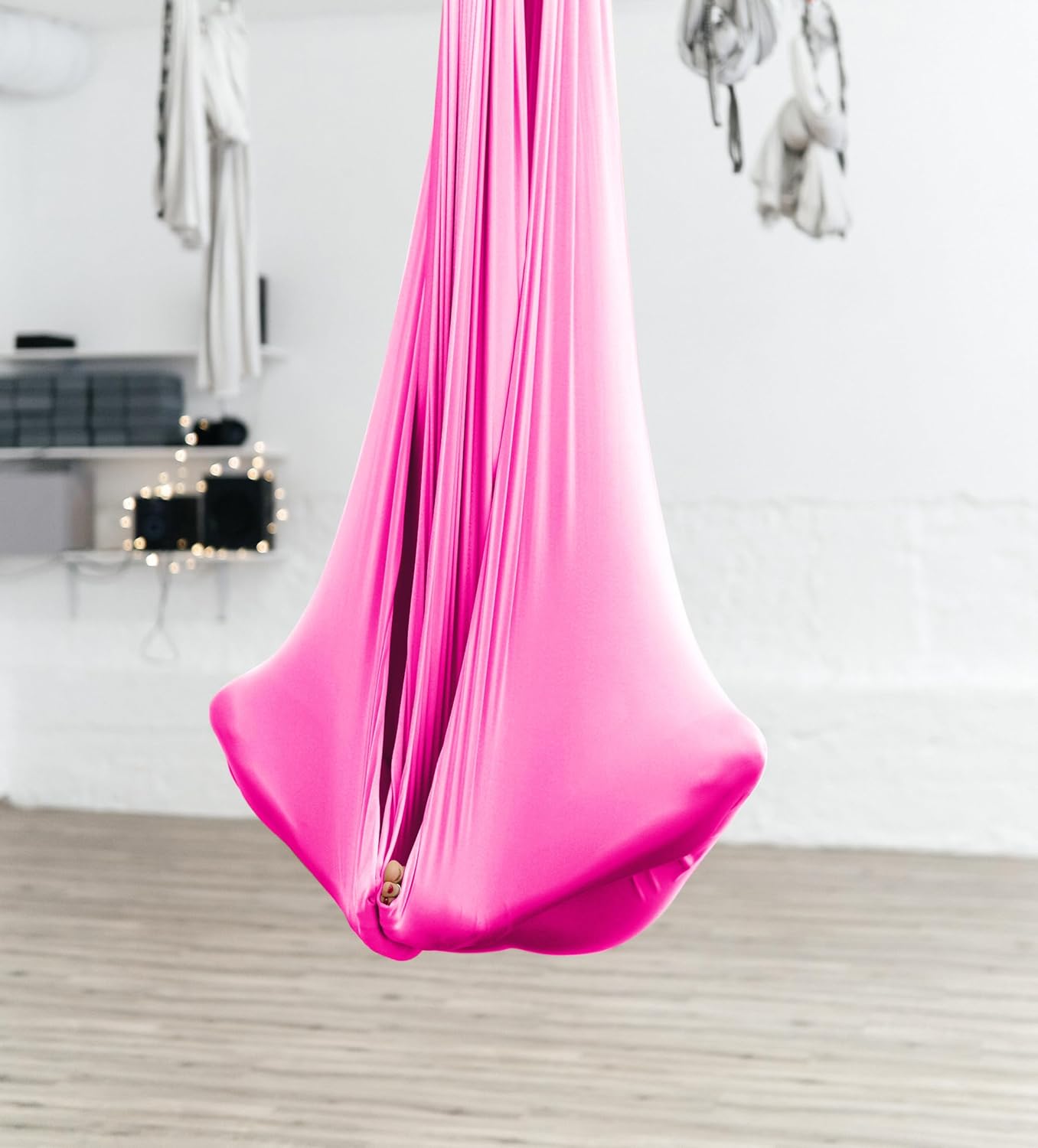 Aerial Yoga Hammock Kit |Silk Fabric | 2 Carabiners , 2 Daisy Chain | Pink