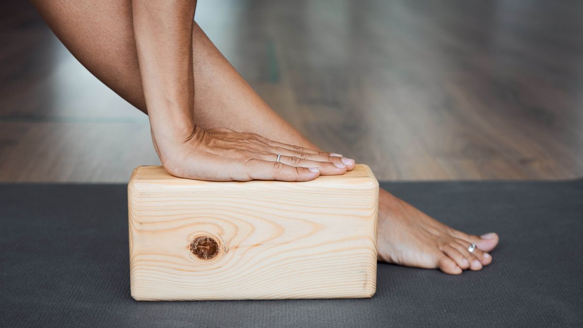 Wooden Yoga Blocks Pc-2 | Size -9x5x3inch |